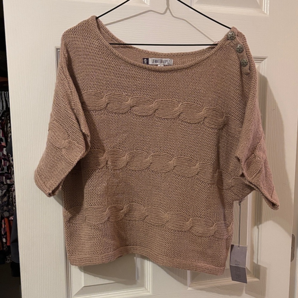 Jennifer Lopez  Women's Beige Cable Knit Sweater